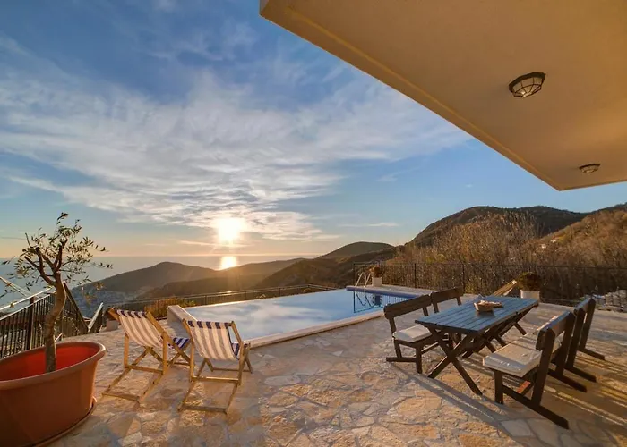 Villa Jelena With Private Pool - Lapcici