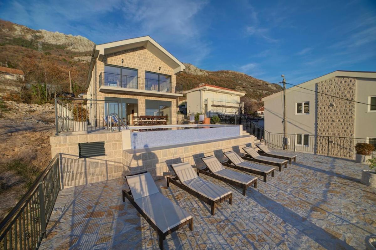 Jelena With Private Pool - Lapcici Budva